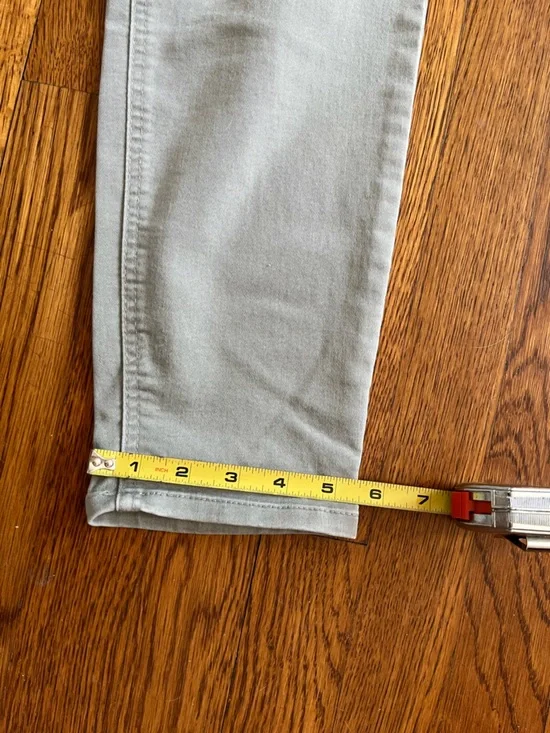 Democracy Women's Light Gray Skinny Jeans - Soft Stretch - Picture 4 of 7